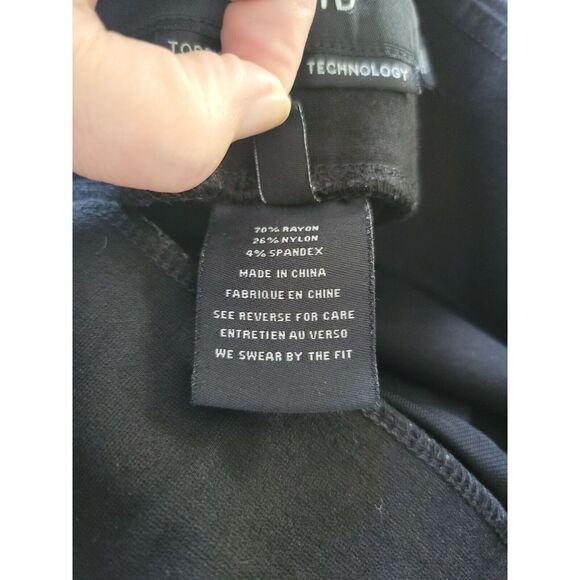 Torrid 2 Ladies Black Slim Fix Leggings Size 2X Stretchy Pull‎ On Comfortable - Picture 6 of 6